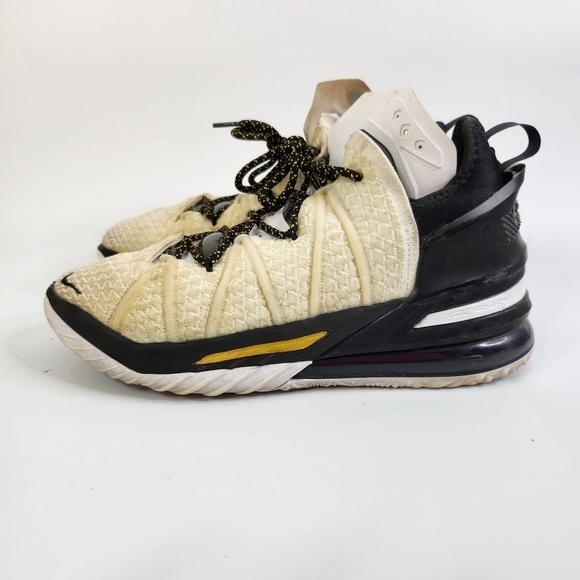 Nike LeBron XVIII 18 'Home' White Amarillo Black CQ9283-100 Men's Size 8.5 Shoes - Picture 12 of 16